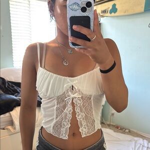 Elegant White Lace Trimmed Women's Top